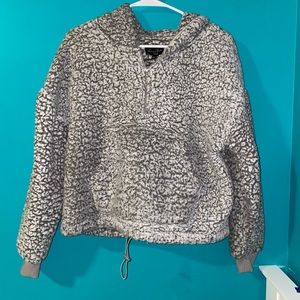 Women’s cropped sherpa quarter zip